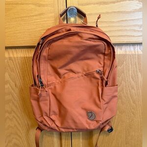 Fjallraven Raven 20 Liter Backpack- Terra Cotta